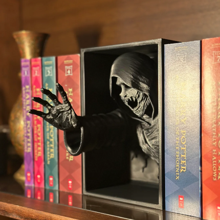 Void Reaper — 3D Printed Book Nook (Dementor-Inspired)