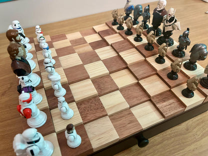 Star Wars Republic vs. CIS Chess Set – Handmade Wooden Board & 3D Printed, Hand-Painted Pieces