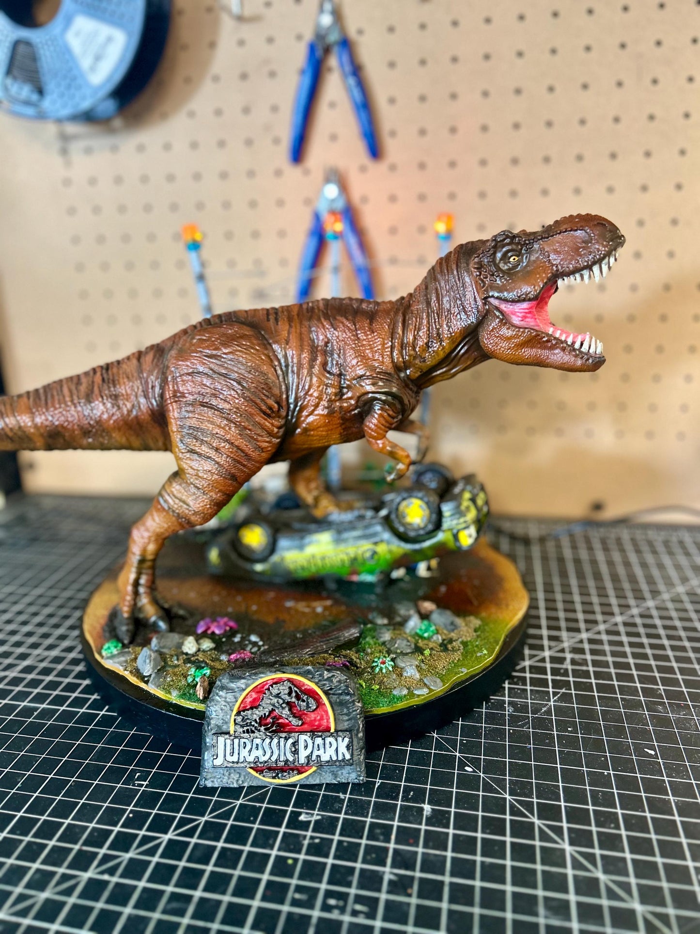 Jurassic Park T. Rex Attack Diorama