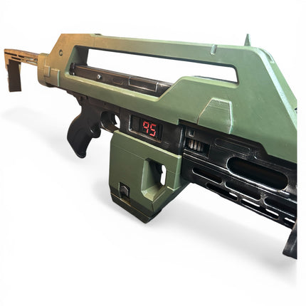 Pulse Rifle – Sci-Fi Display Prop (Non-Functional)