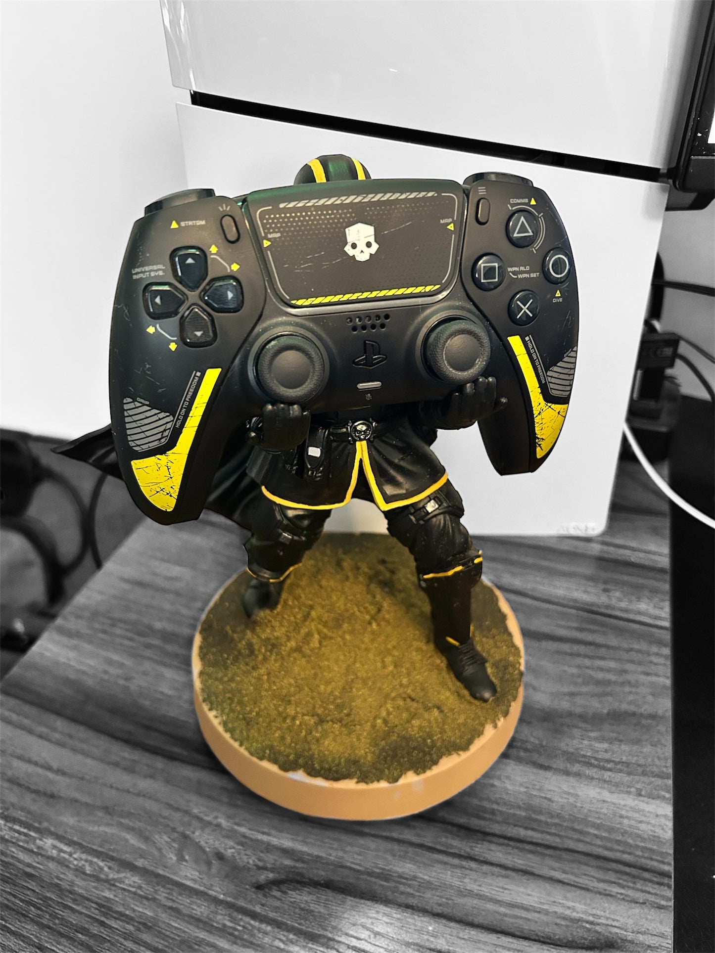 Hell Diver Controller Holder — Inspired by Hell Divers 2