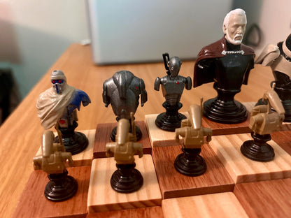 Star Wars Republic vs. CIS Chess Set – Handmade Wooden Board & 3D Printed, Hand-Painted Pieces